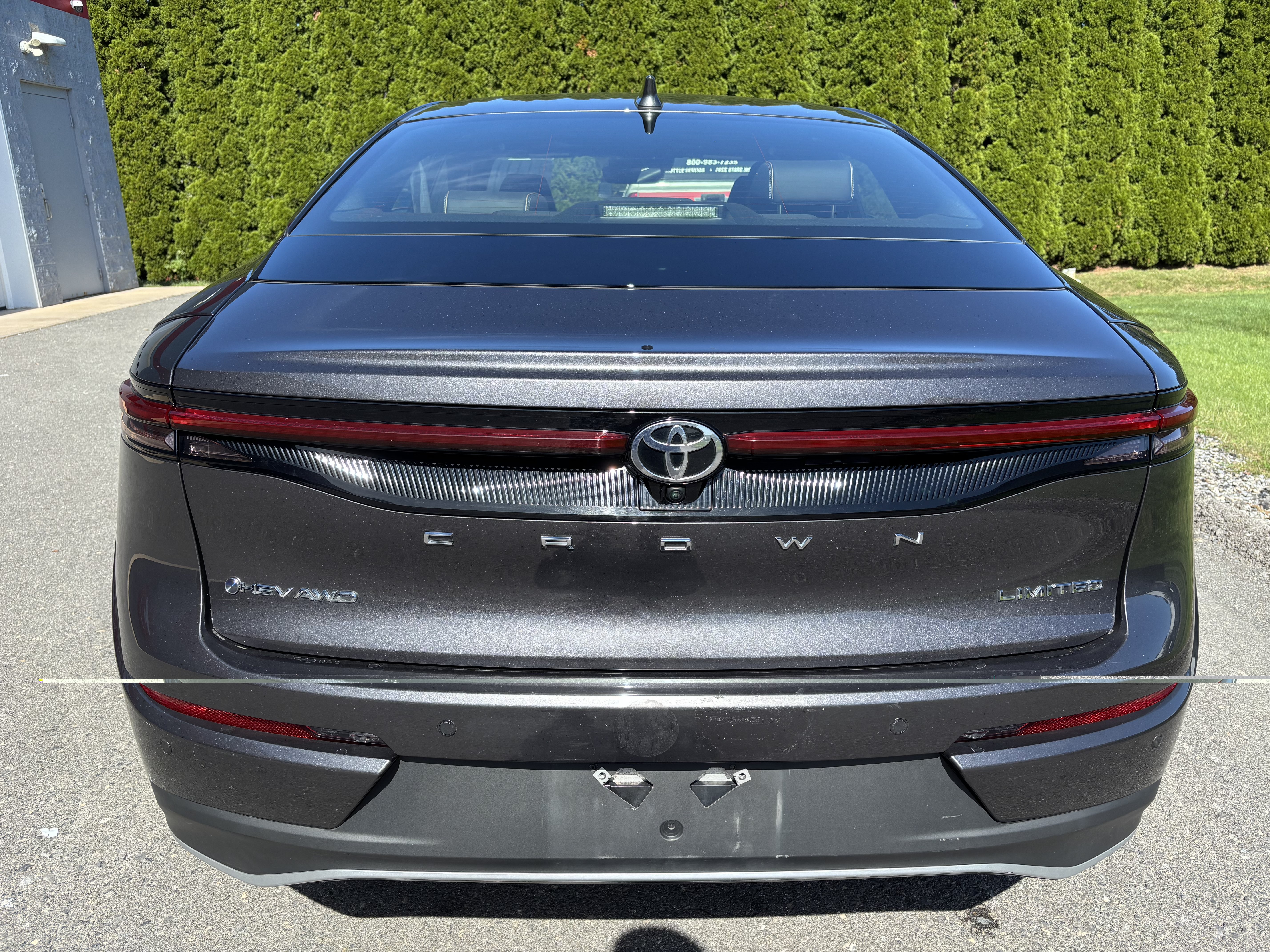 Used 2024 Toyota Crown AWD/4WD image 4