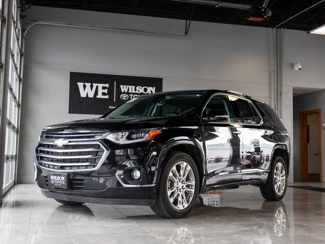 Used 2020 Chevrolet Traverse High Country image 2