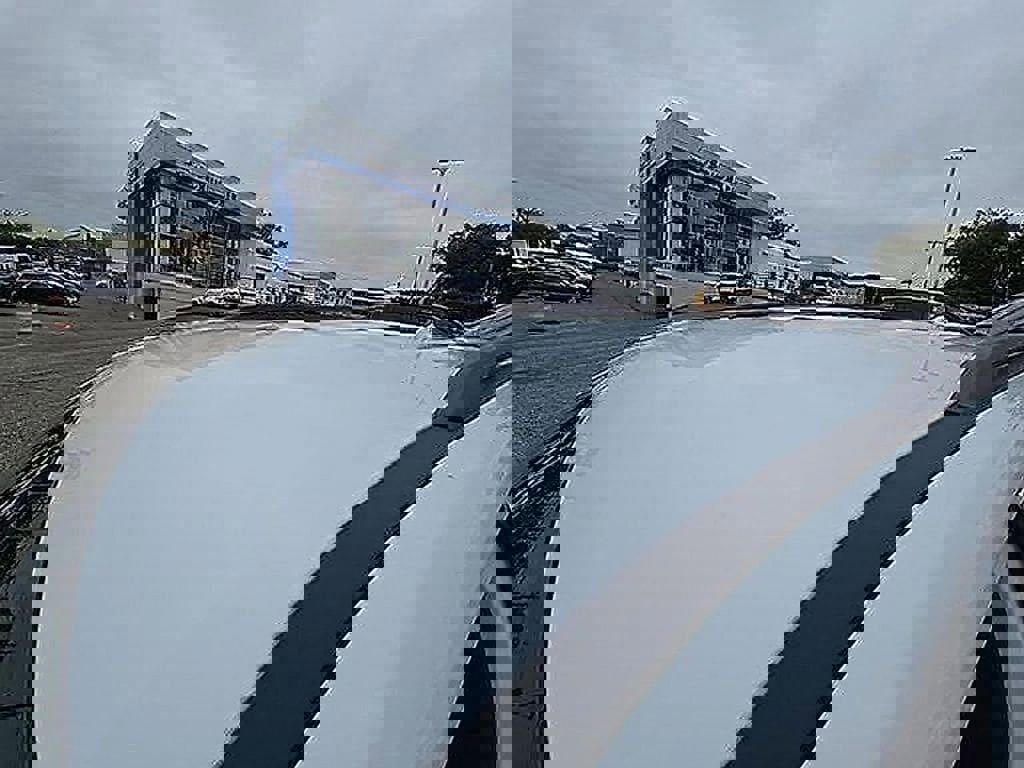 Used 2023 Chevrolet Traverse LT image 71