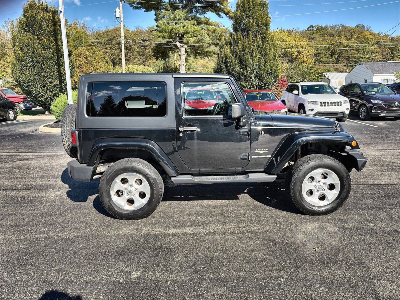 Used 2013 Jeep Wrangler Sahara w/ Dual Top Group image 9
