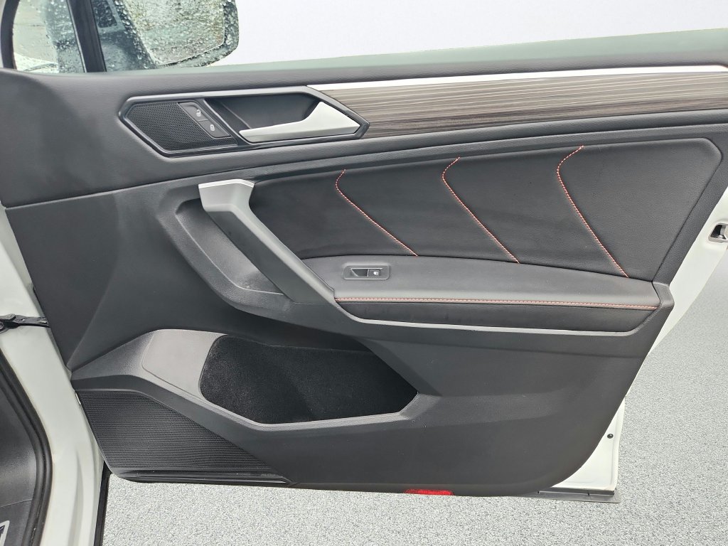 Certified 2024 Volkswagen Tiguan Wolfsburg Edition AWD/4WD image 26