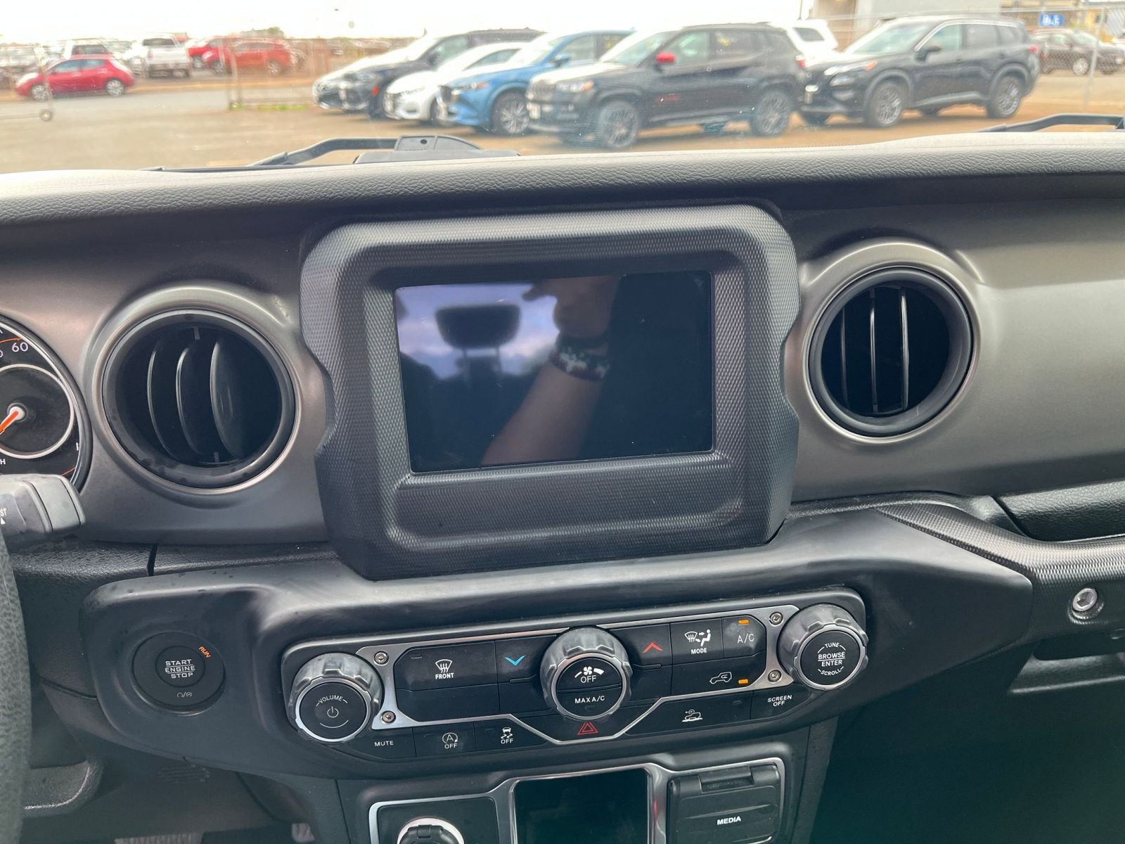 Used 2023 Jeep Wrangler Sport image 18