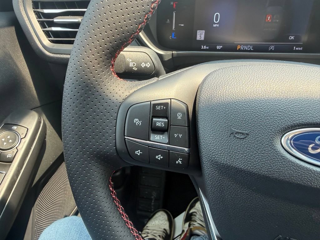 New 2026 Ford Escape ST-Line Select AWD/4WD image 18