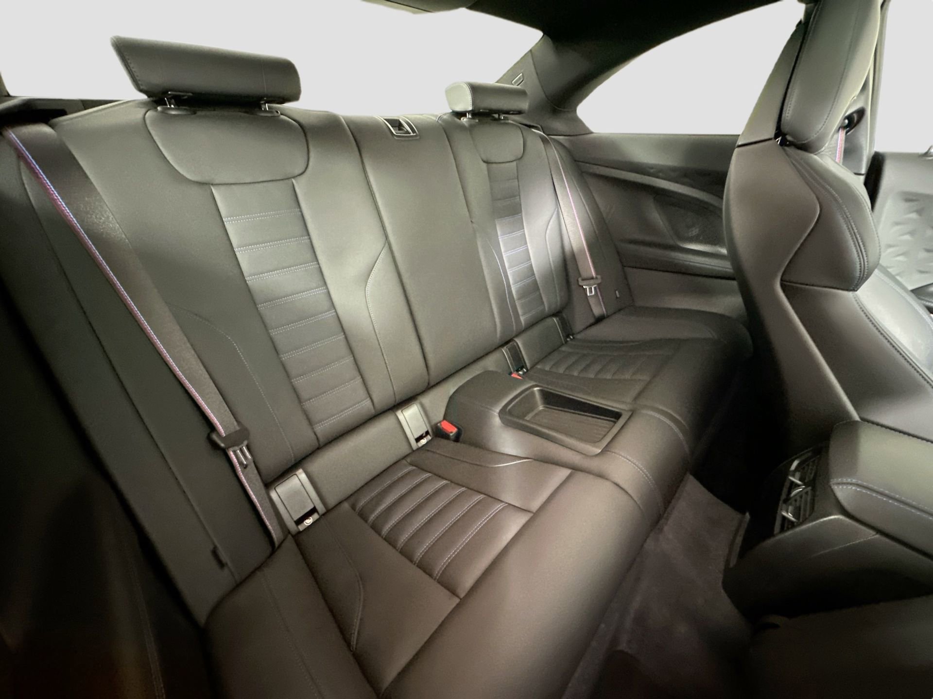 Used 2024 BMW M2 w/ Lighting Package image 28