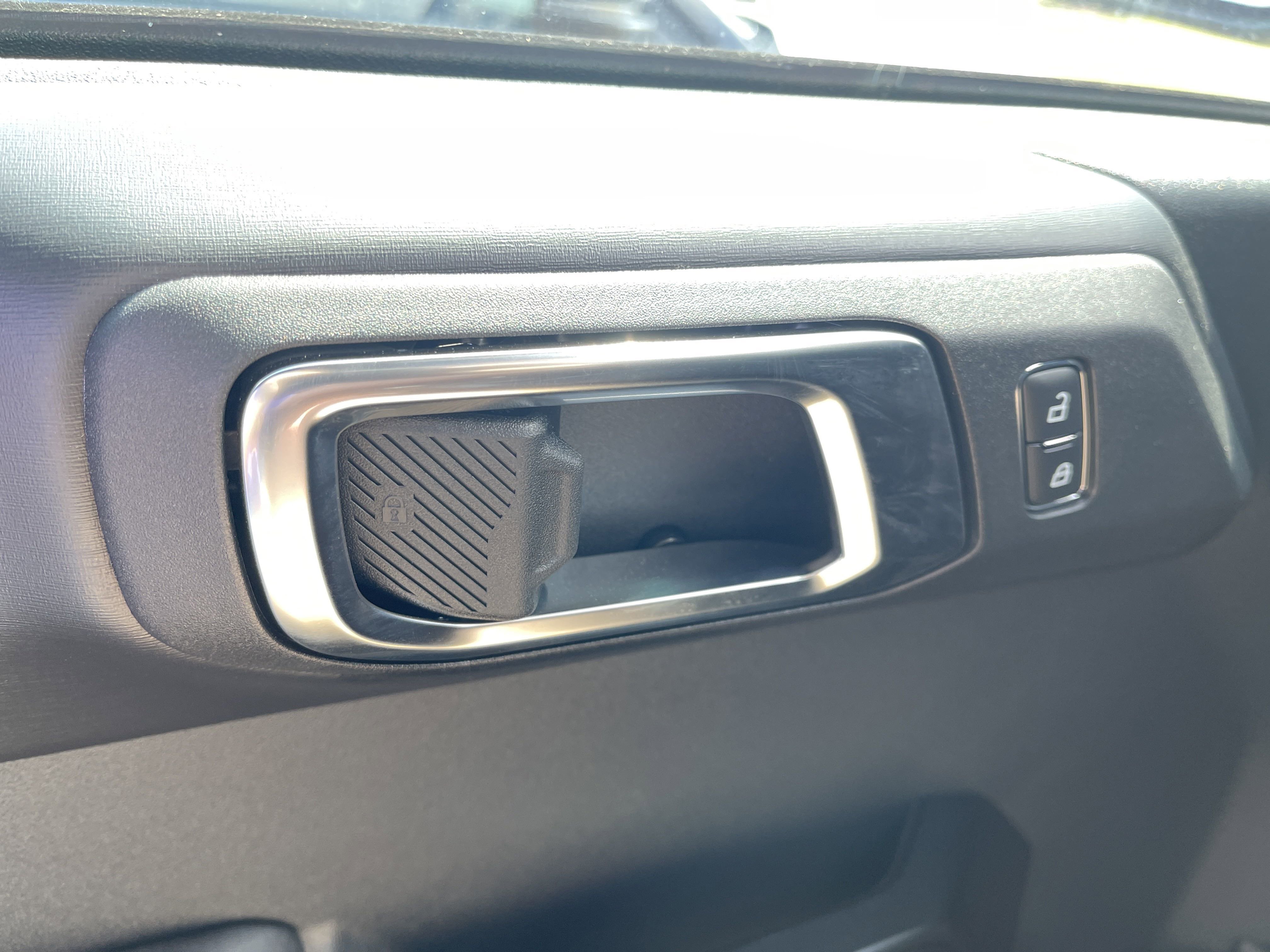 New 2025 Ford Bronco Badlands image 20