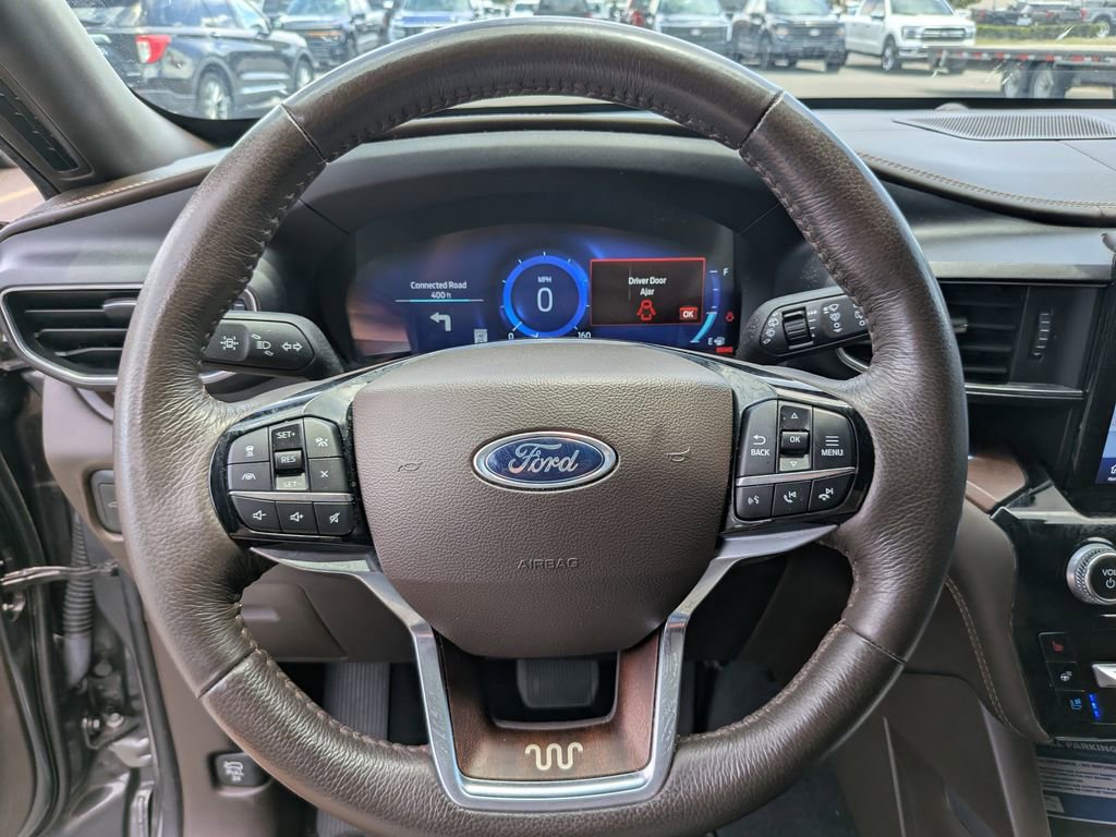 Certified 2024 Ford Explorer King Ranch w/ Technology Package RWD image 28