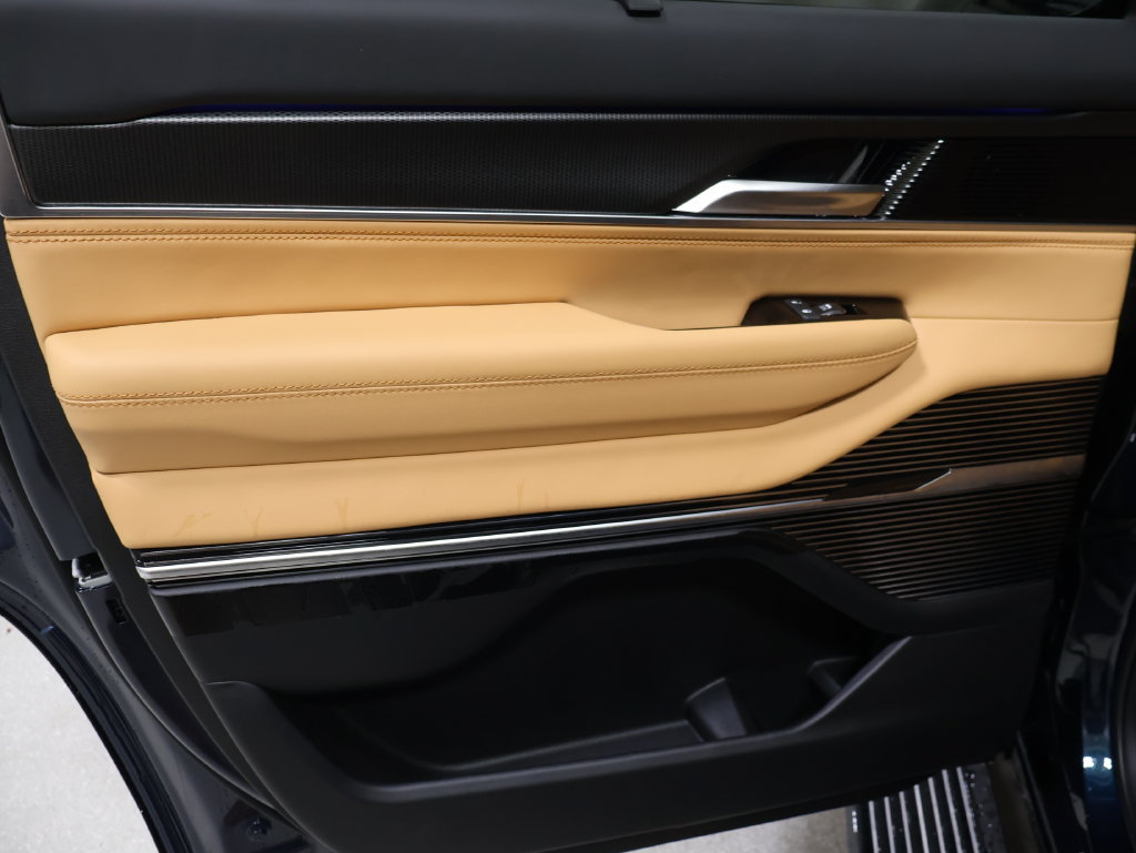 New 2026 Jeep Grand Wagoneer Summit AWD/4WD image 18