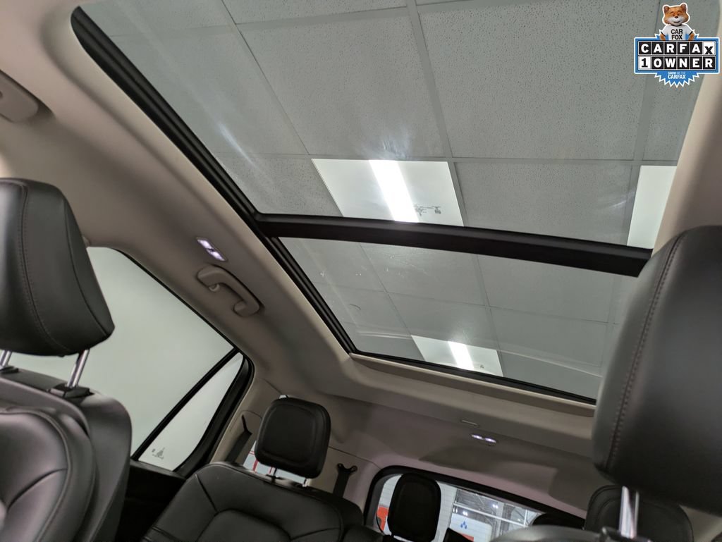 Used 2022 Lincoln Aviator AWD w/ Premium Package image 22