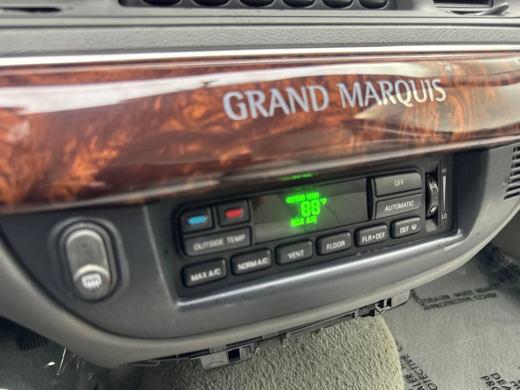 Used 2004 Mercury Grand Marquis LS RWD image 30
