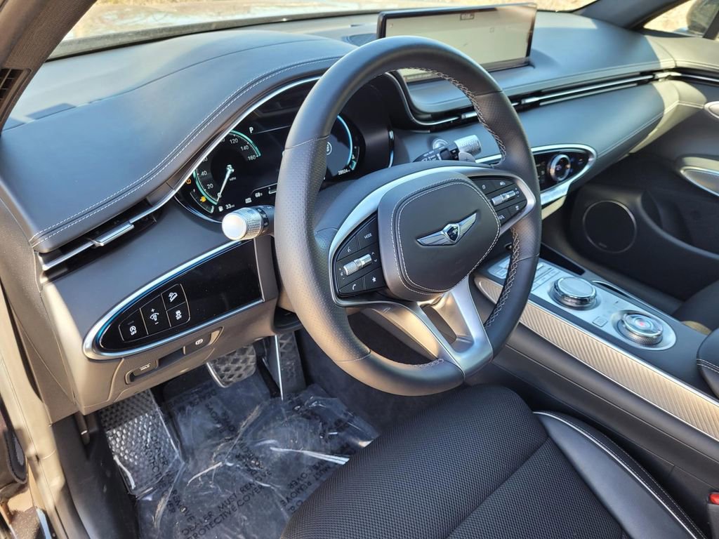 Used 2024 Genesis GV70 2.5T w/ Sport Prestige Package image 11