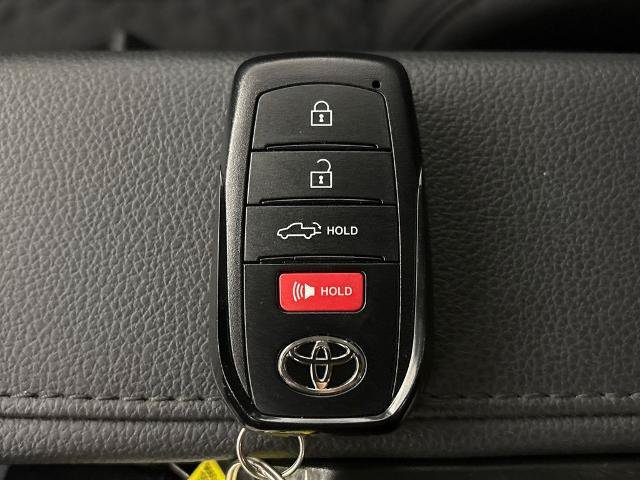 Used 2024 Toyota Tundra SR5 w/ SR5 Convenience Package AWD/4WD image 32