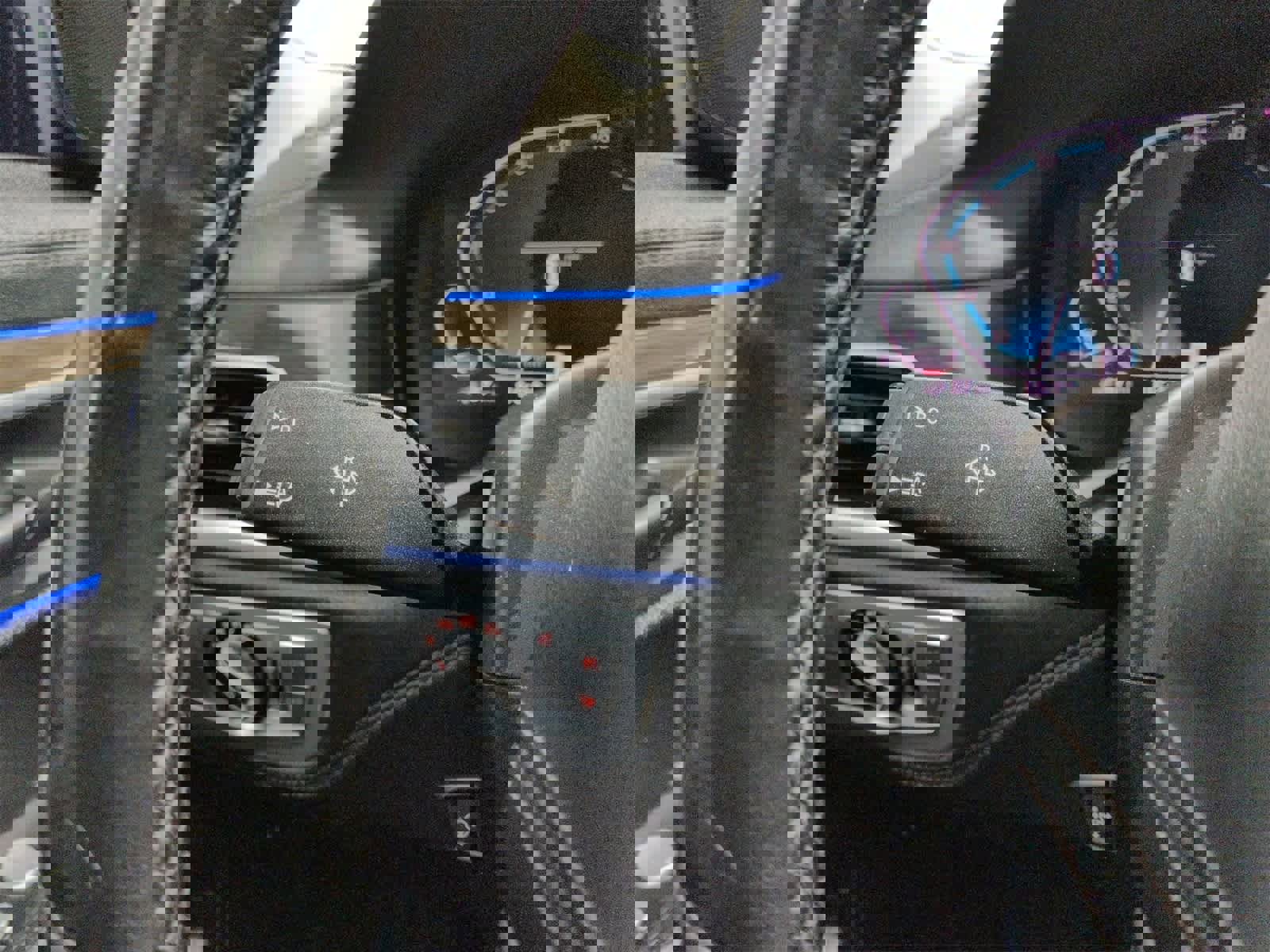 Used 2020 BMW 745e xDrive image 29