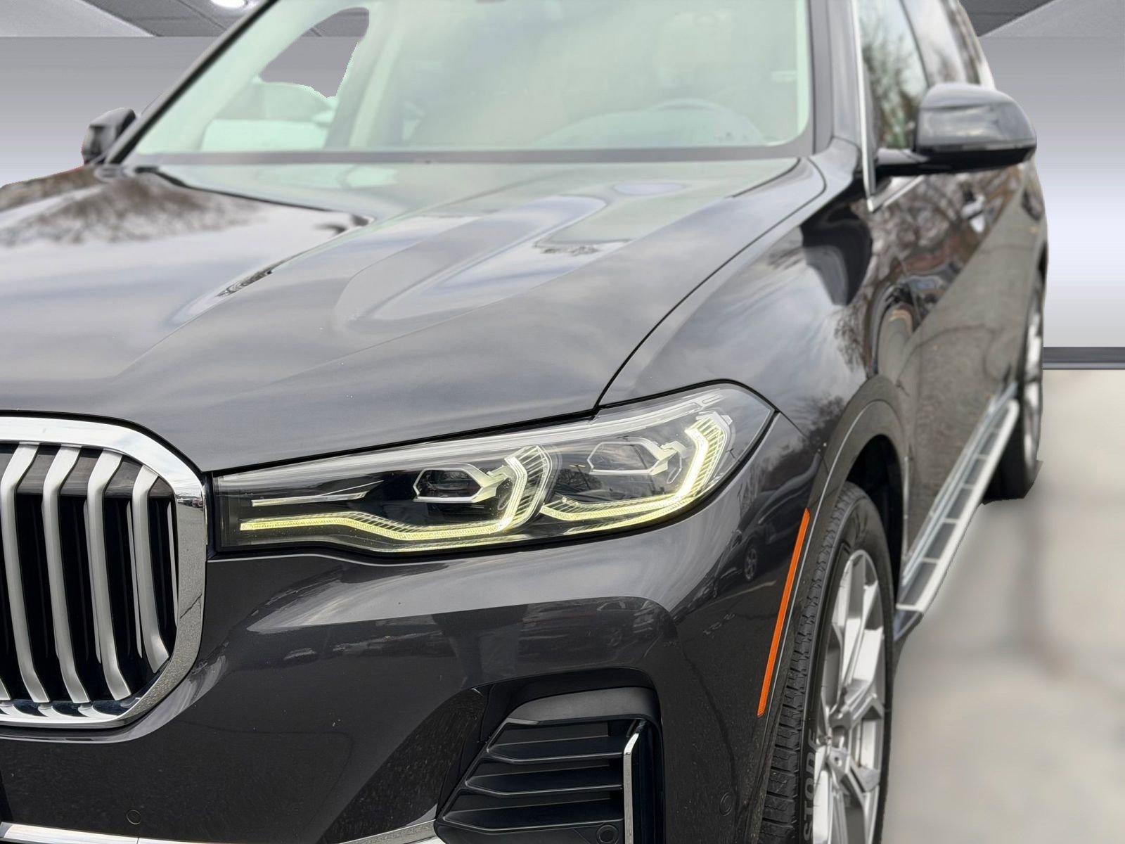 Used 2020 BMW X7 xDrive40i w/ Premium Package image 10