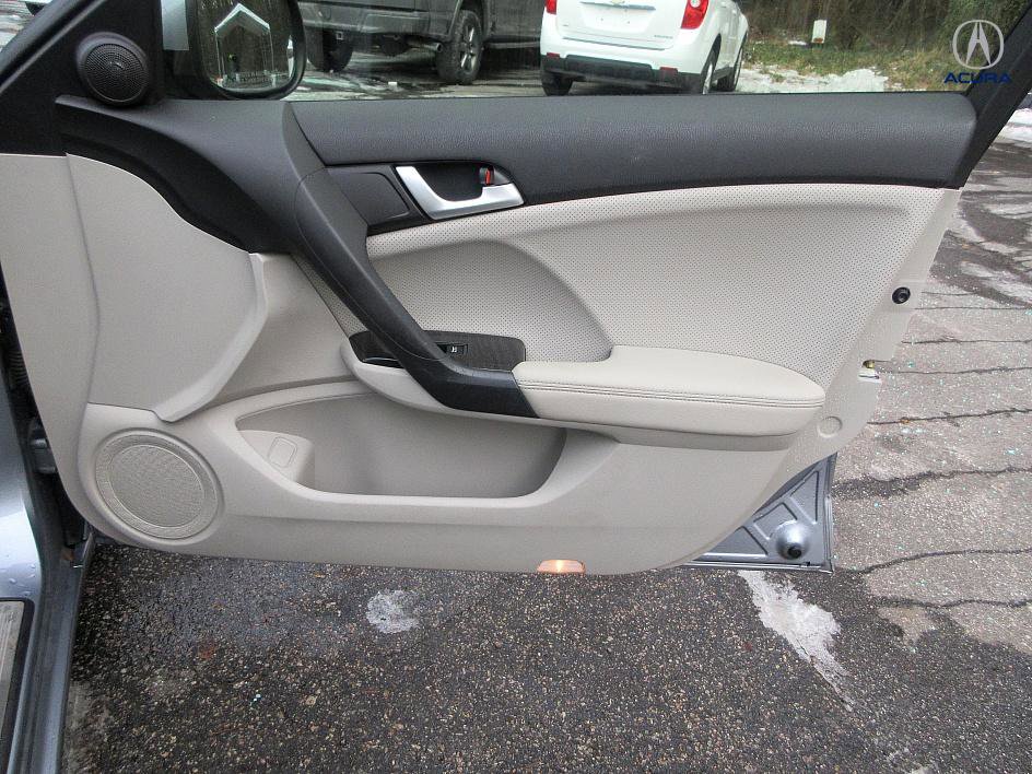 Used 2013 Acura TSX image 17