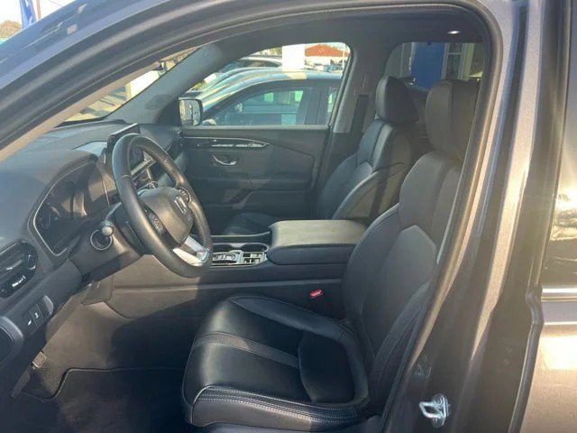 Certified 2025 Honda Pilot Touring image 24