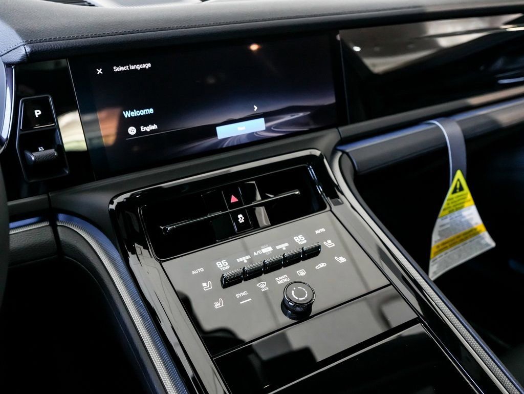 New 2026 Porsche Panamera 4 AWD/4WD image 19