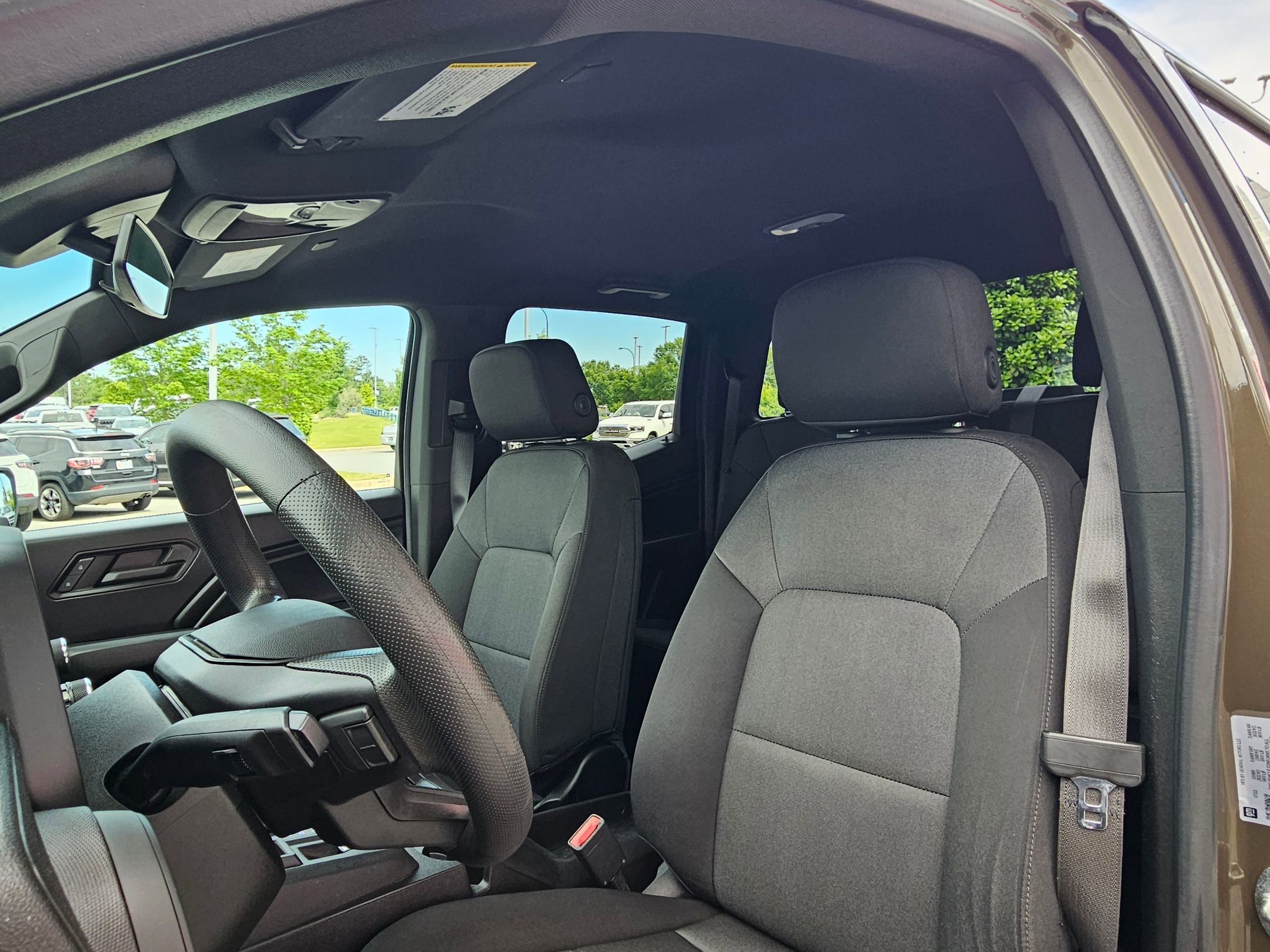 Used 2023 Chevrolet Colorado W/T RWD image 22