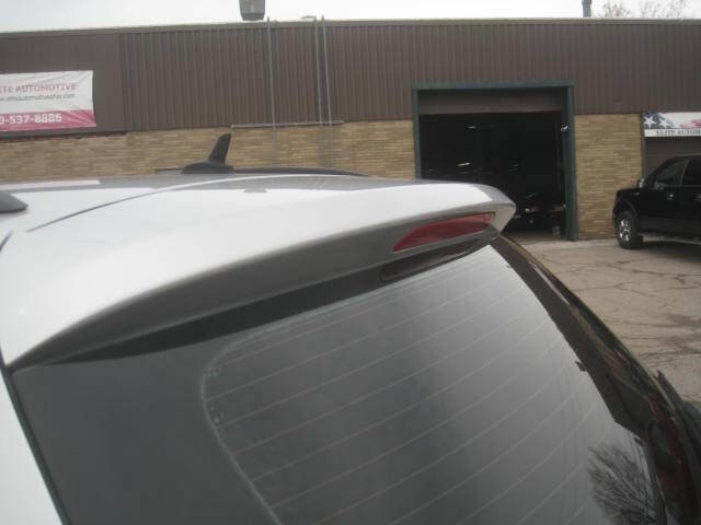 Used 2016 Volkswagen Tiguan S image 9