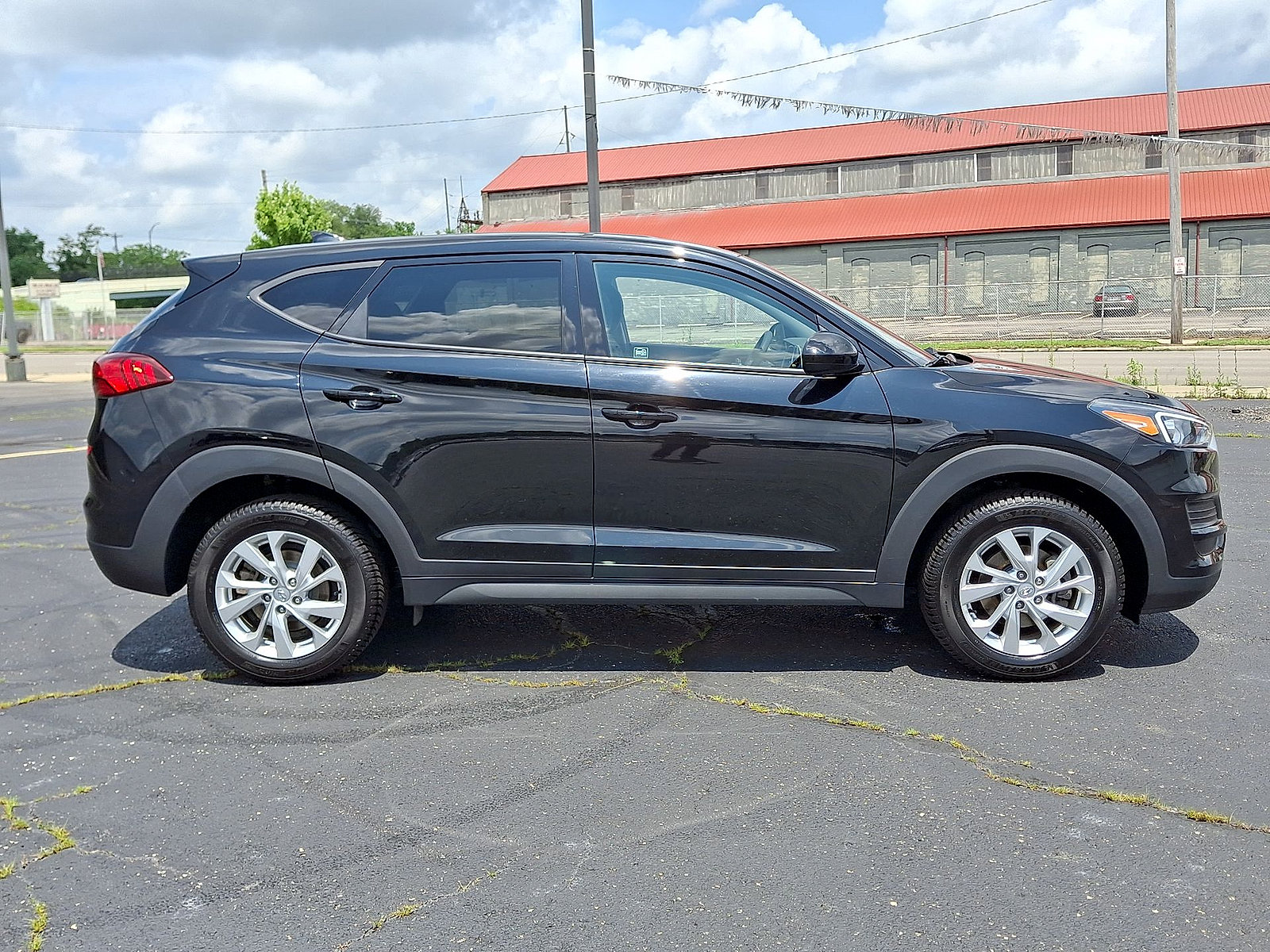Used 2021 Hyundai Tucson SE w/ Cargo Package FWD image 25