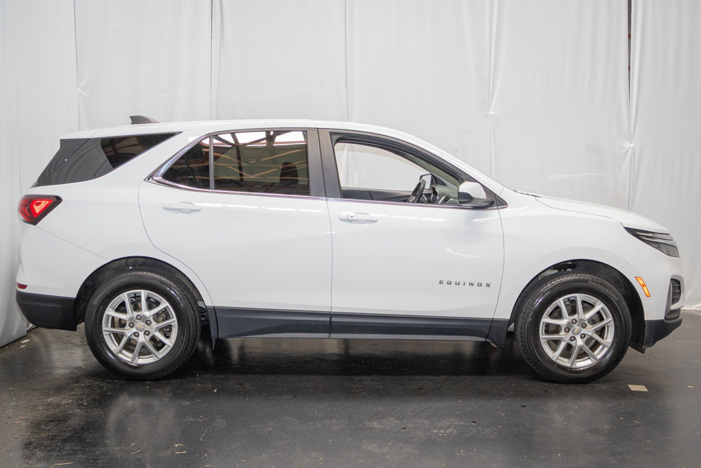 Used 2023 Chevrolet Equinox LT AWD/4WD image 4