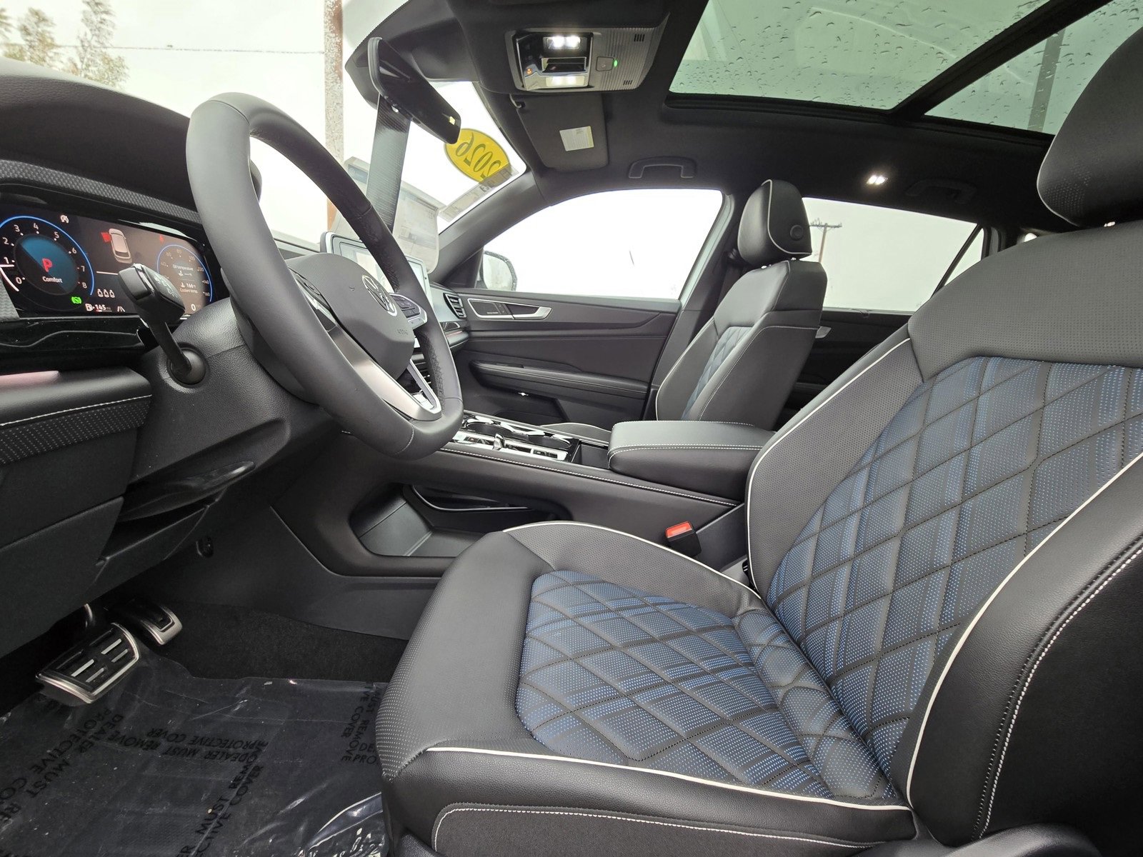 New 2026 Volkswagen Atlas Cross Sport SEL Premium R-Line image 10