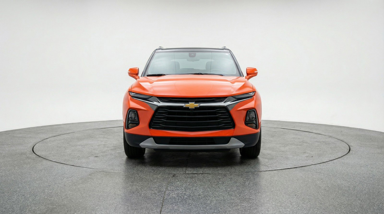 Used 2025 Chevrolet Blazer LT image 2