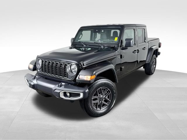 Used 2025 Jeep Gladiator Sport