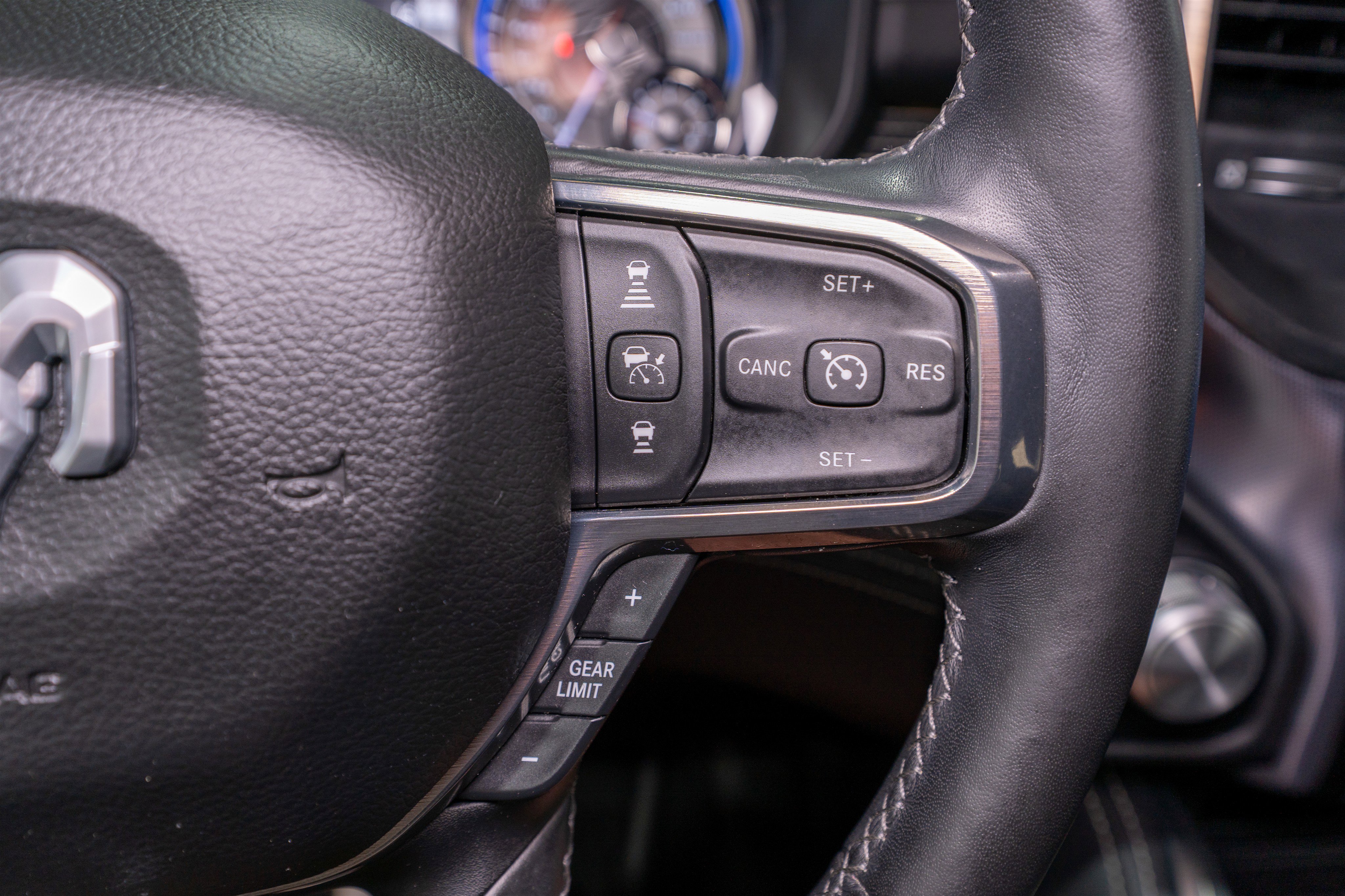 Used 2020 RAM 1500 Limited image 30