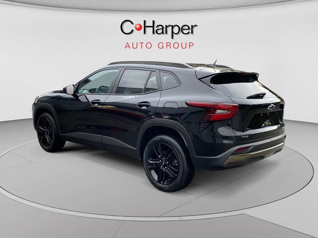 Certified 2024 Chevrolet Trax ACTIV w/ Driver Confidence Package FWD image 5