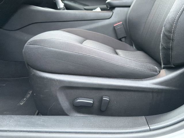 Used 2024 Nissan Altima 2.5 SV image 21