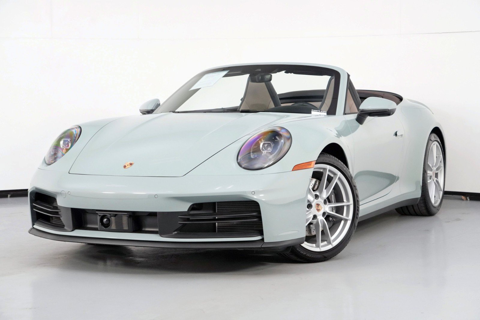 Used 2025 Porsche 911 Carrera RWD image 54