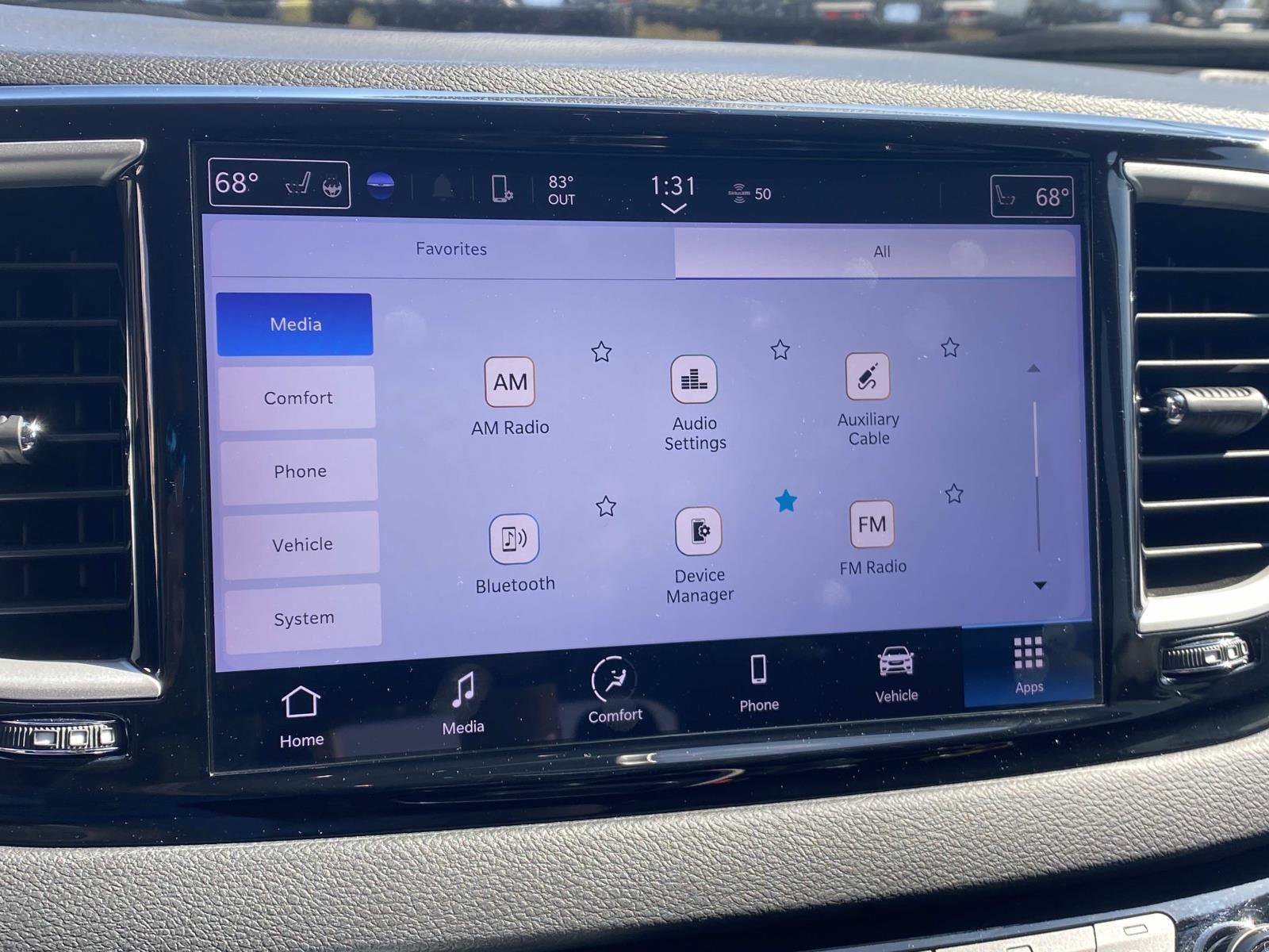 Certified 2024 Chrysler Pacifica Touring-L image 37