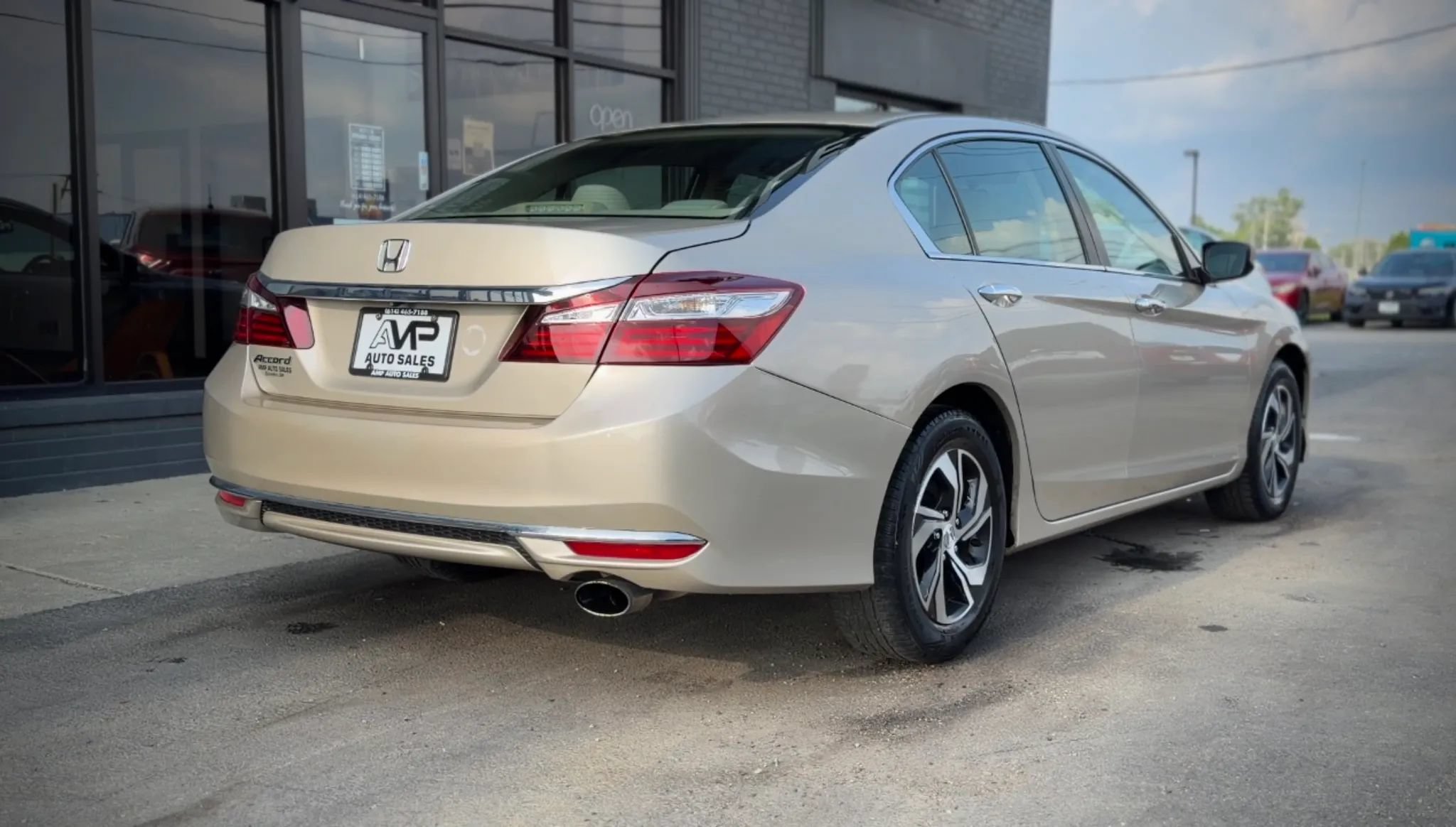 Used 2017 Honda Accord LX image 2