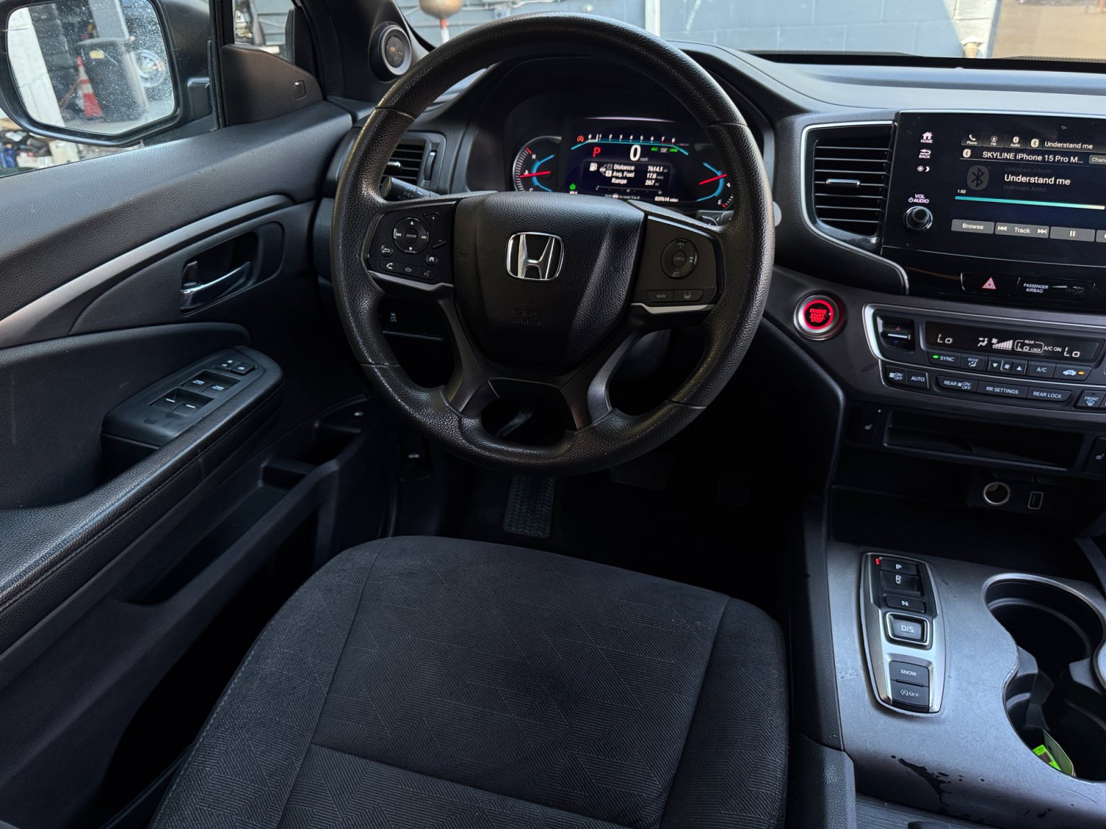 Used 2022 Honda Pilot Sport image 21