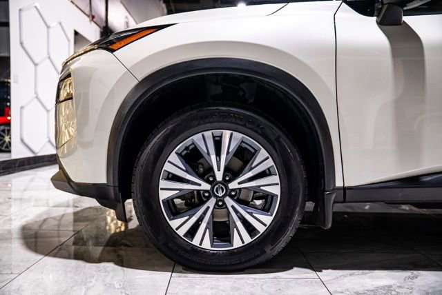 Used 2021 Nissan Rogue SV w/ Premium Package image 34