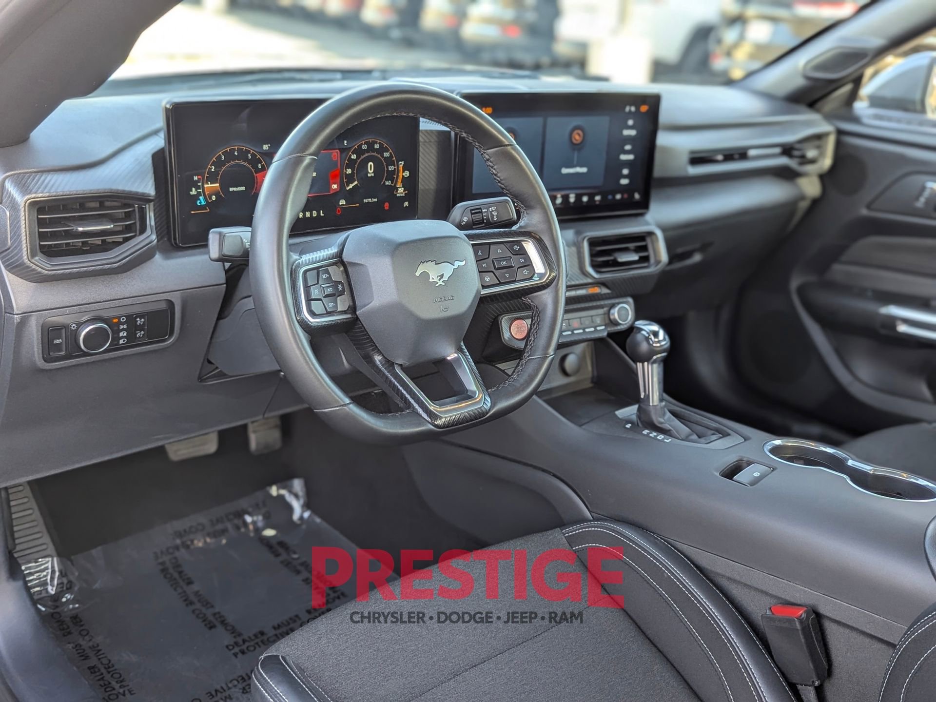 Used 2024 Ford Mustang EcoBoost image 12