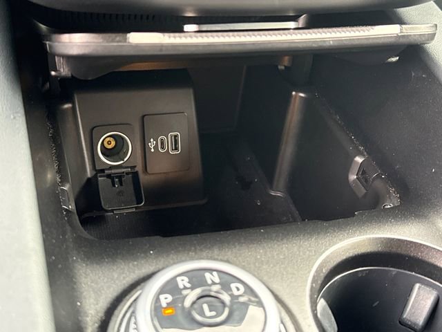 Used 2025 Ford Explorer ST-Line image 32