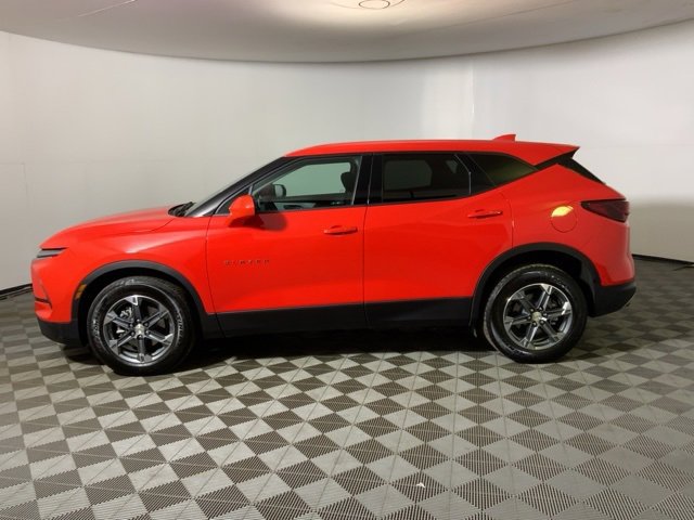 Used 2025 Chevrolet Blazer LT image 10