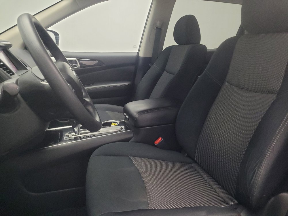 Used 2019 Nissan Pathfinder S FWD image 17