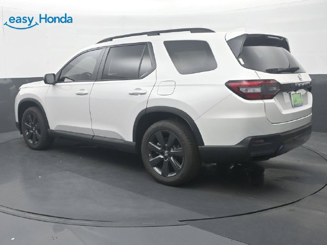 New 2026 Honda Pilot Sport image 5
