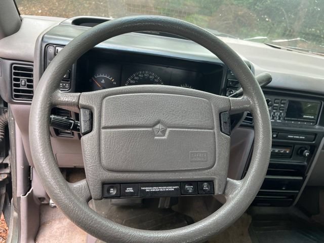 Used 1993 Dodge Caravan FWD image 15