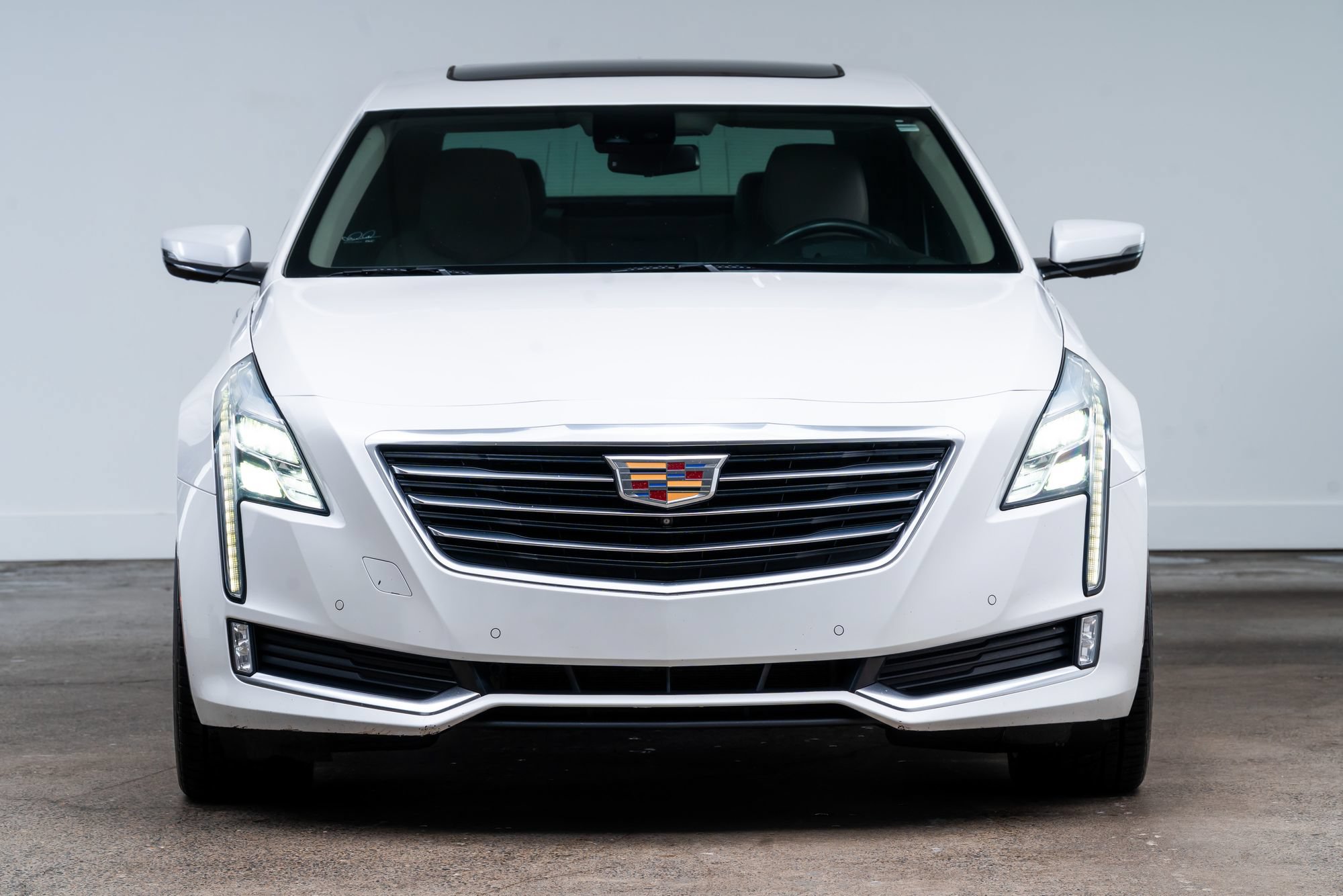 Used 2016 Cadillac CT6 Premium Luxury w/ Active Chassis Package AWD/4WD image 2
