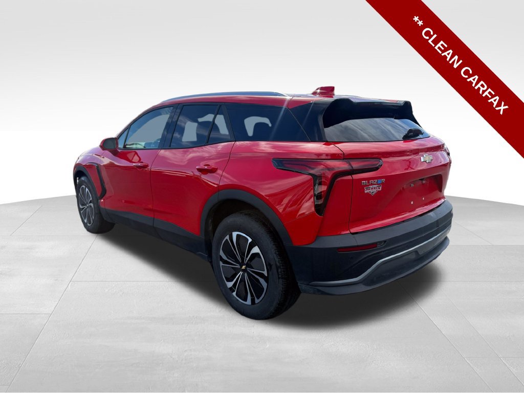 Used 2024 Chevrolet Blazer EV LT AWD/4WD image 3