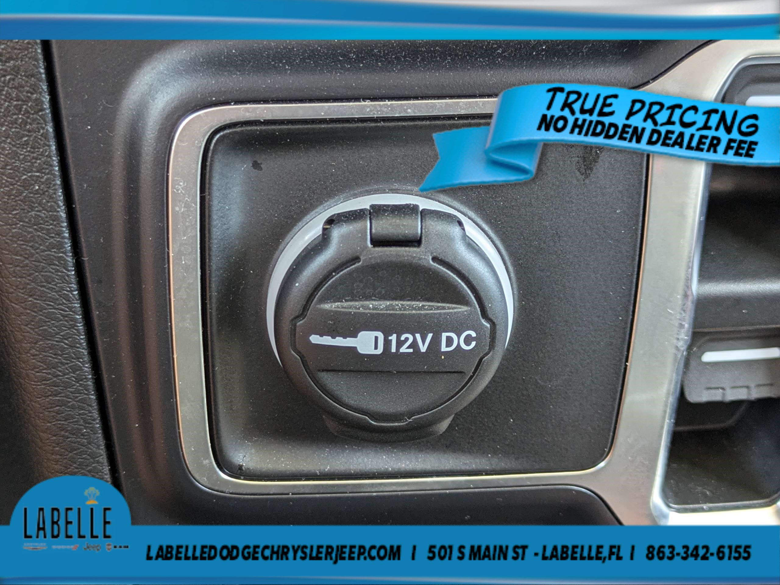Used 2026 Jeep Wrangler Unlimited Sahara AWD/4WD image 27