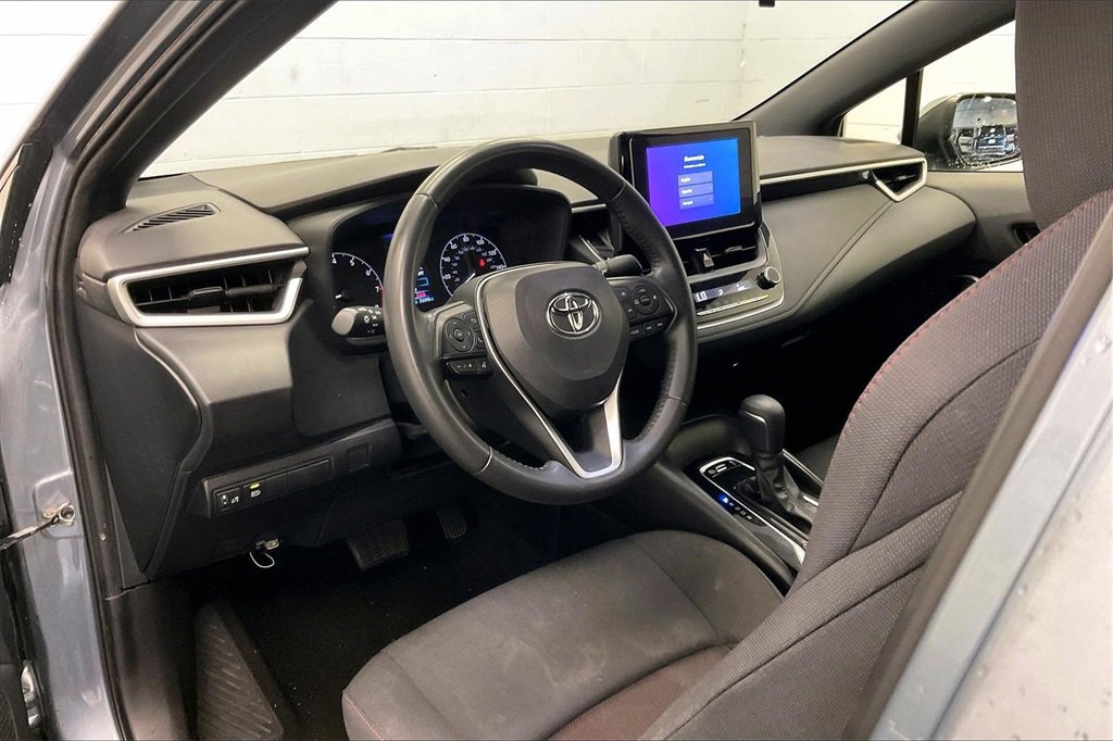 Used 2023 Toyota Corolla SE w/ SE Premium Package image 13