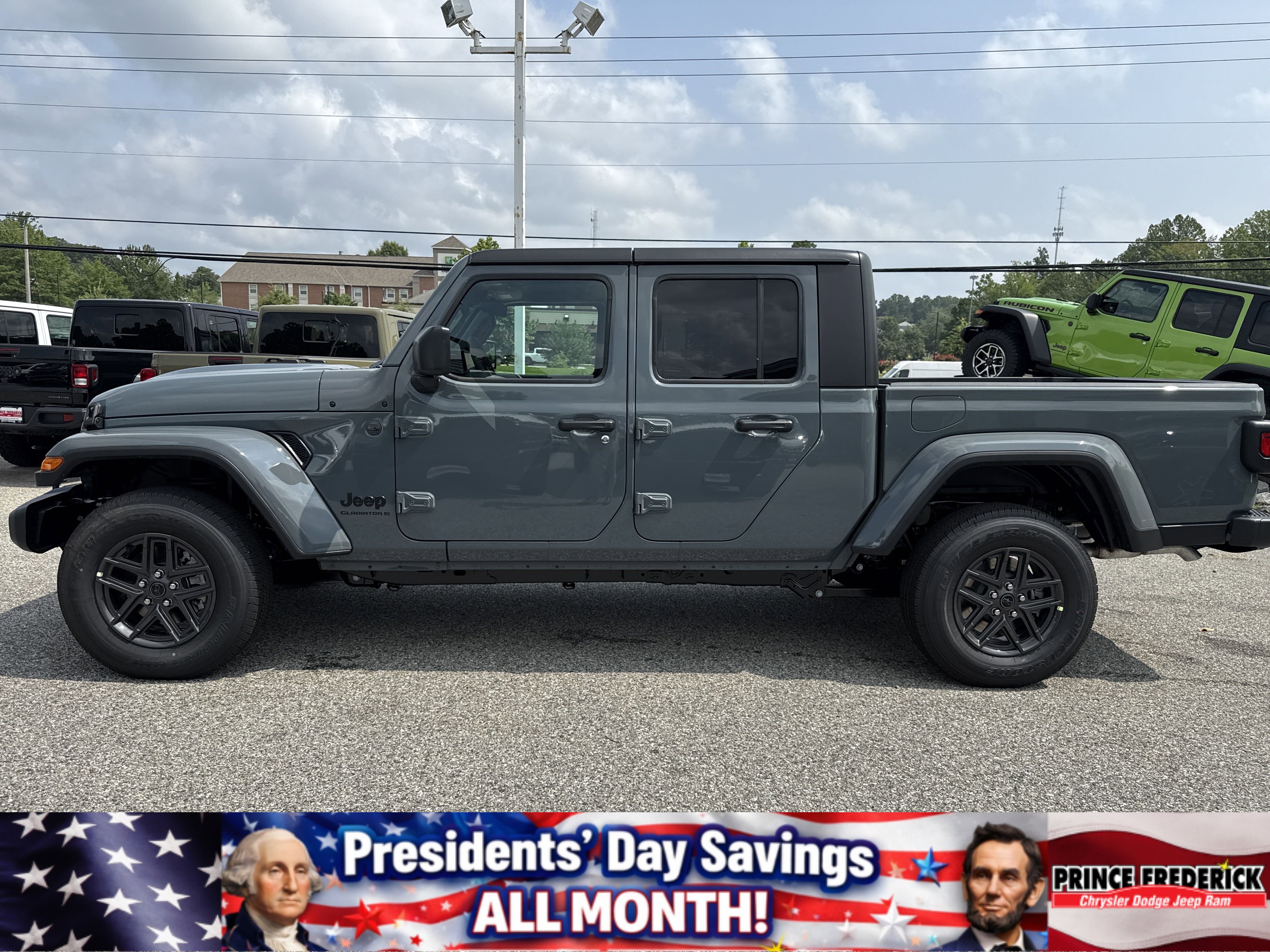 New 2025 Jeep Gladiator Sport image 6