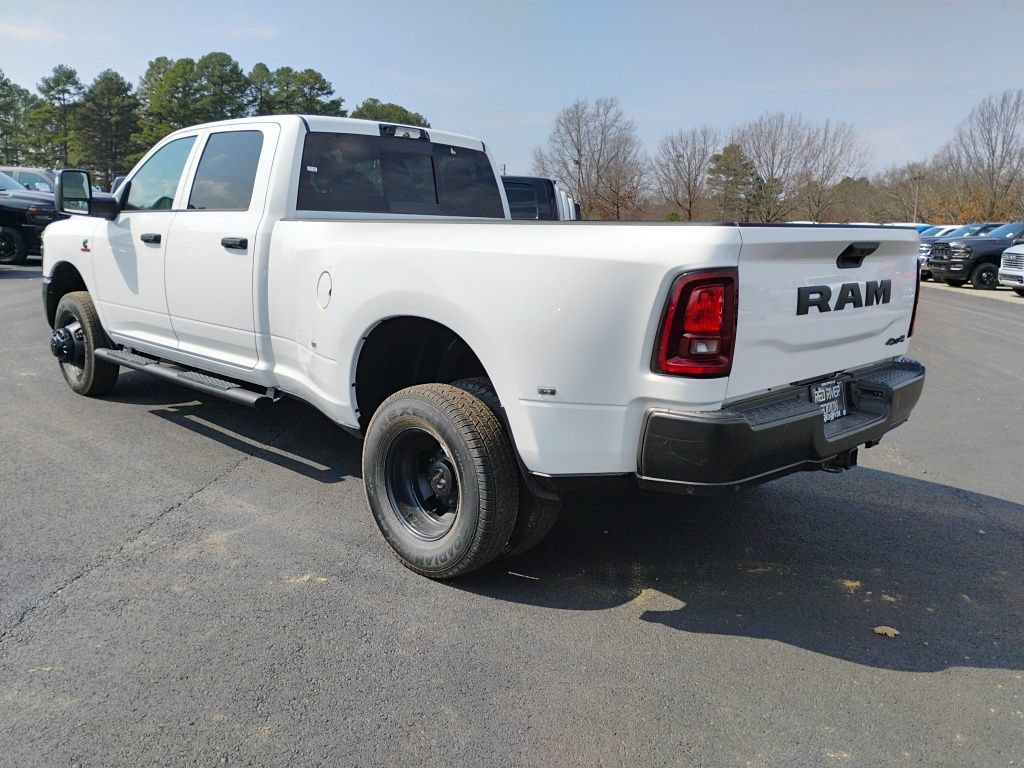 New 2026 RAM 3500 Tradesman AWD/4WD image 7