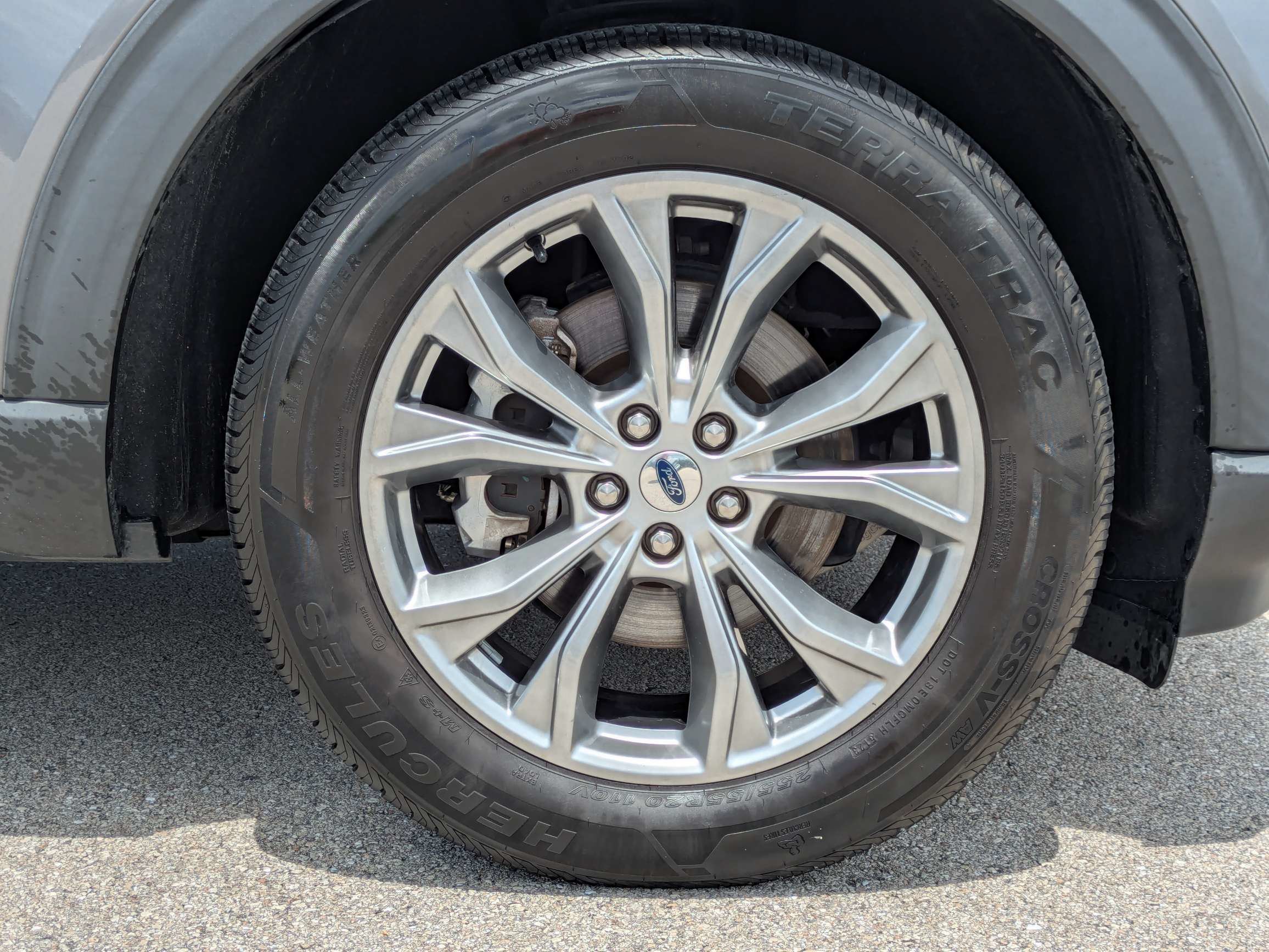 Used 2022 Ford Explorer Limited AWD/4WD image 11
