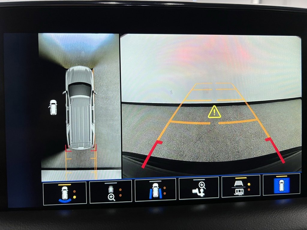 Used 2023 Chevrolet Tahoe Z71 w/ Z71 Off-Road Package image 37