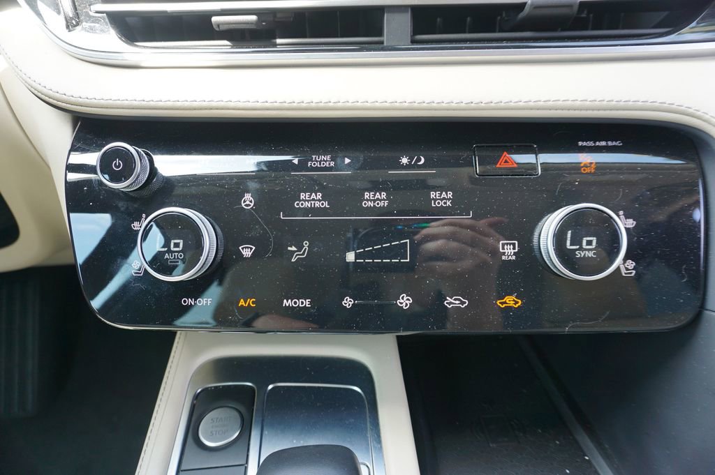 Used 2023 INFINITI QX60 Luxe w/ Cargo Package image 12
